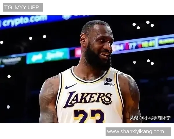 足球明星们对勒布朗的热爱与支持背后的故事与情感 足球明星们对勒布朗的热爱与支持背后的故事与情感